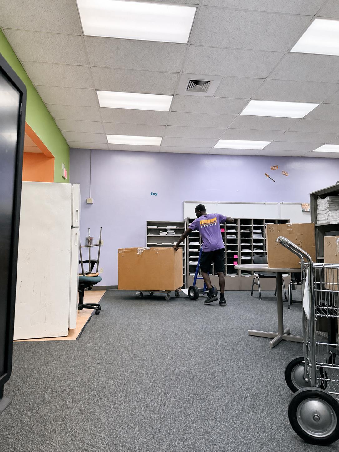Nobel Relocation crew completing an office and school move in Miami